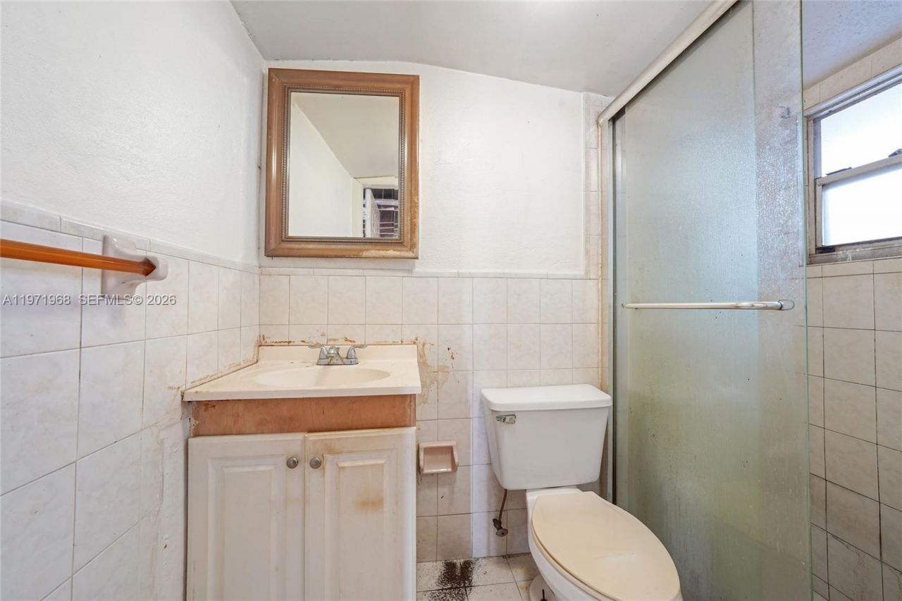 840 E 17th St , Hialeah, FL 33010 Photo