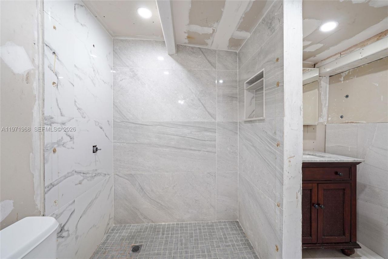 840 E 17th St , Hialeah, FL 33010 Photo