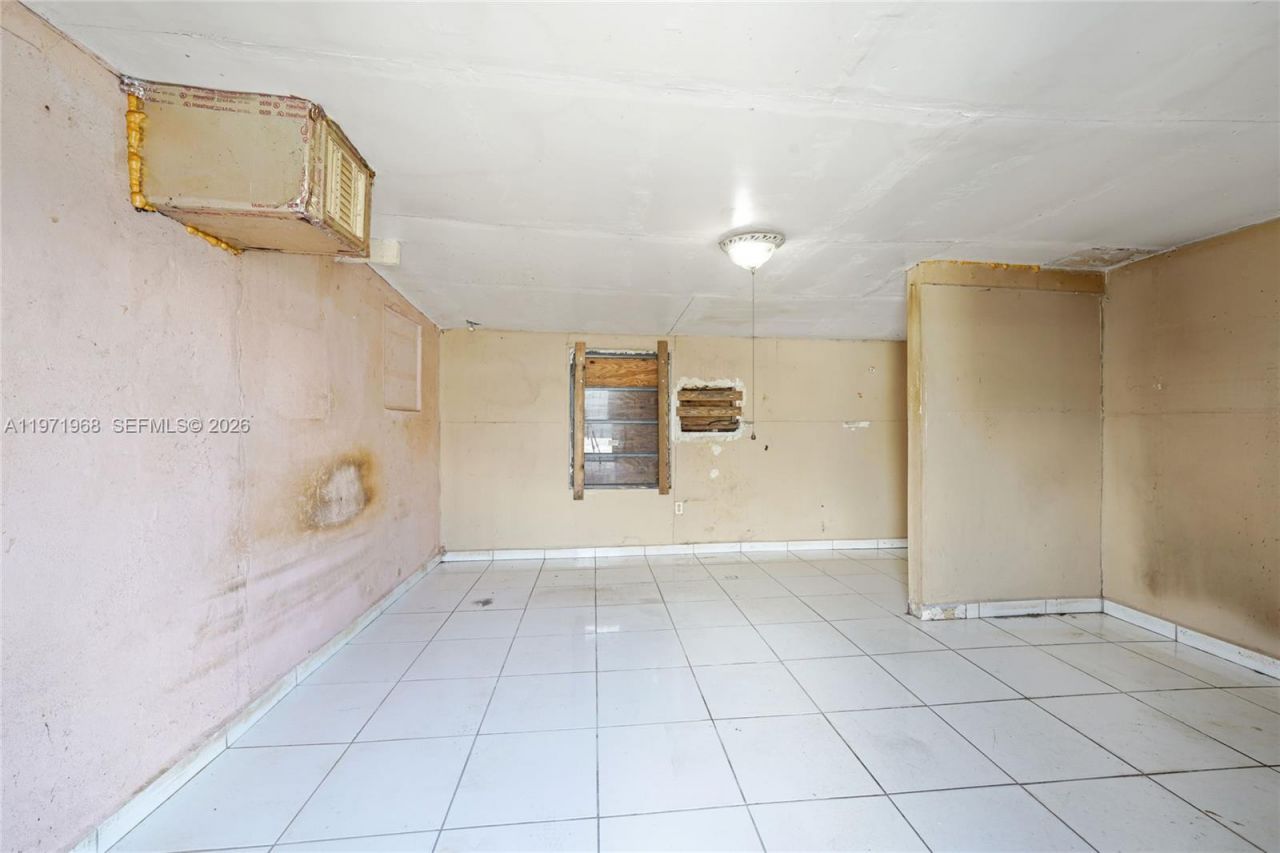 840 E 17th St , Hialeah, FL 33010 Photo