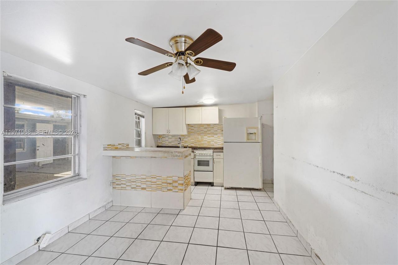 840 E 17th St , Hialeah, FL 33010 Photo