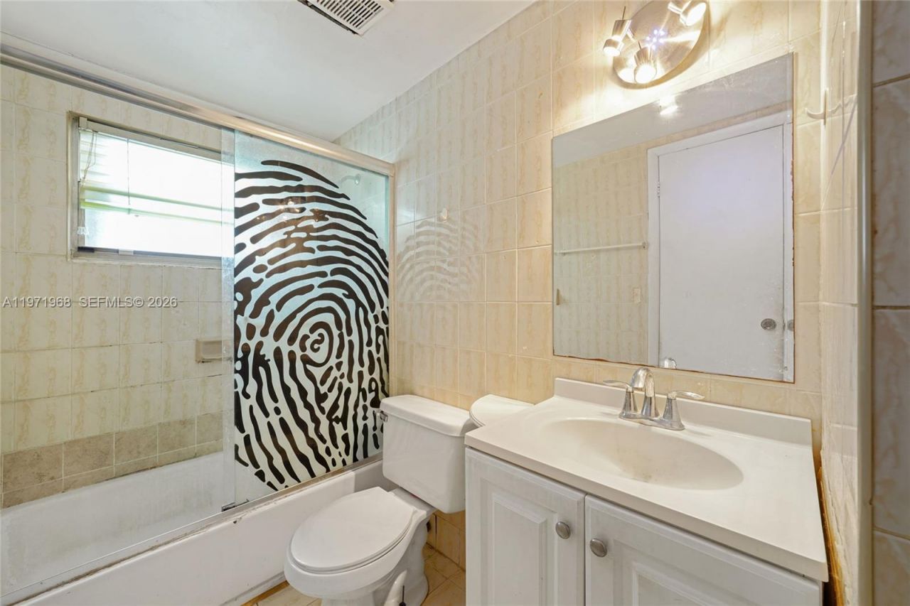 840 E 17th St , Hialeah, FL 33010 Photo