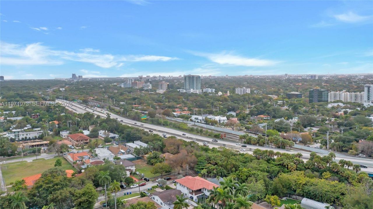 35 SW 20th Rd , Miami, FL 33129 Photo