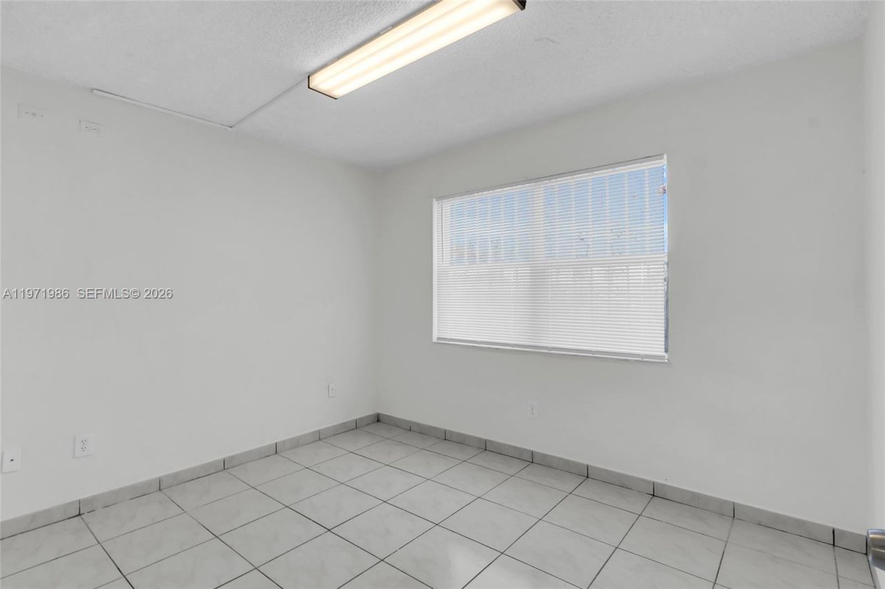 15348 SW 72nd St, Unit 23-12, Miami, FL 33193 Photo