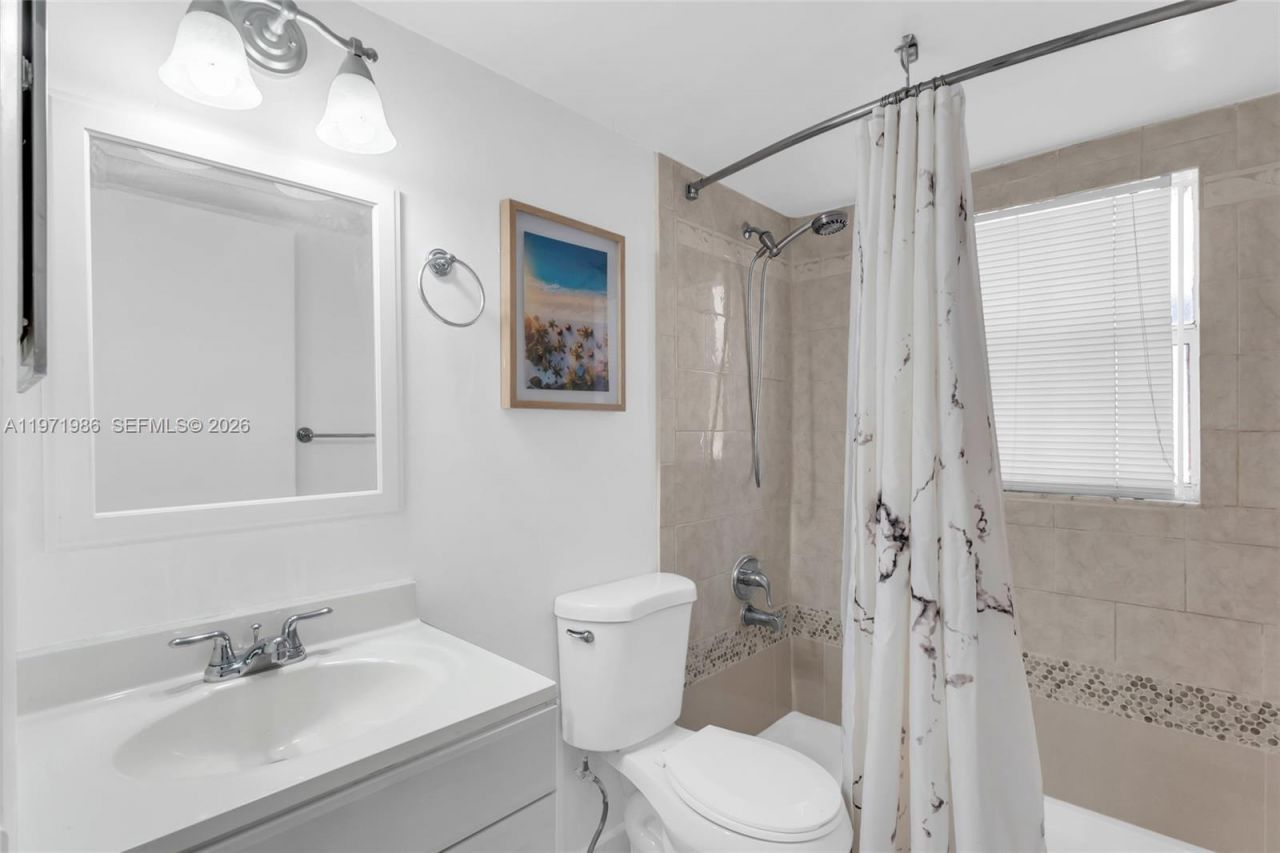 15348 SW 72nd St, Unit 23-12, Miami, FL 33193 Photo