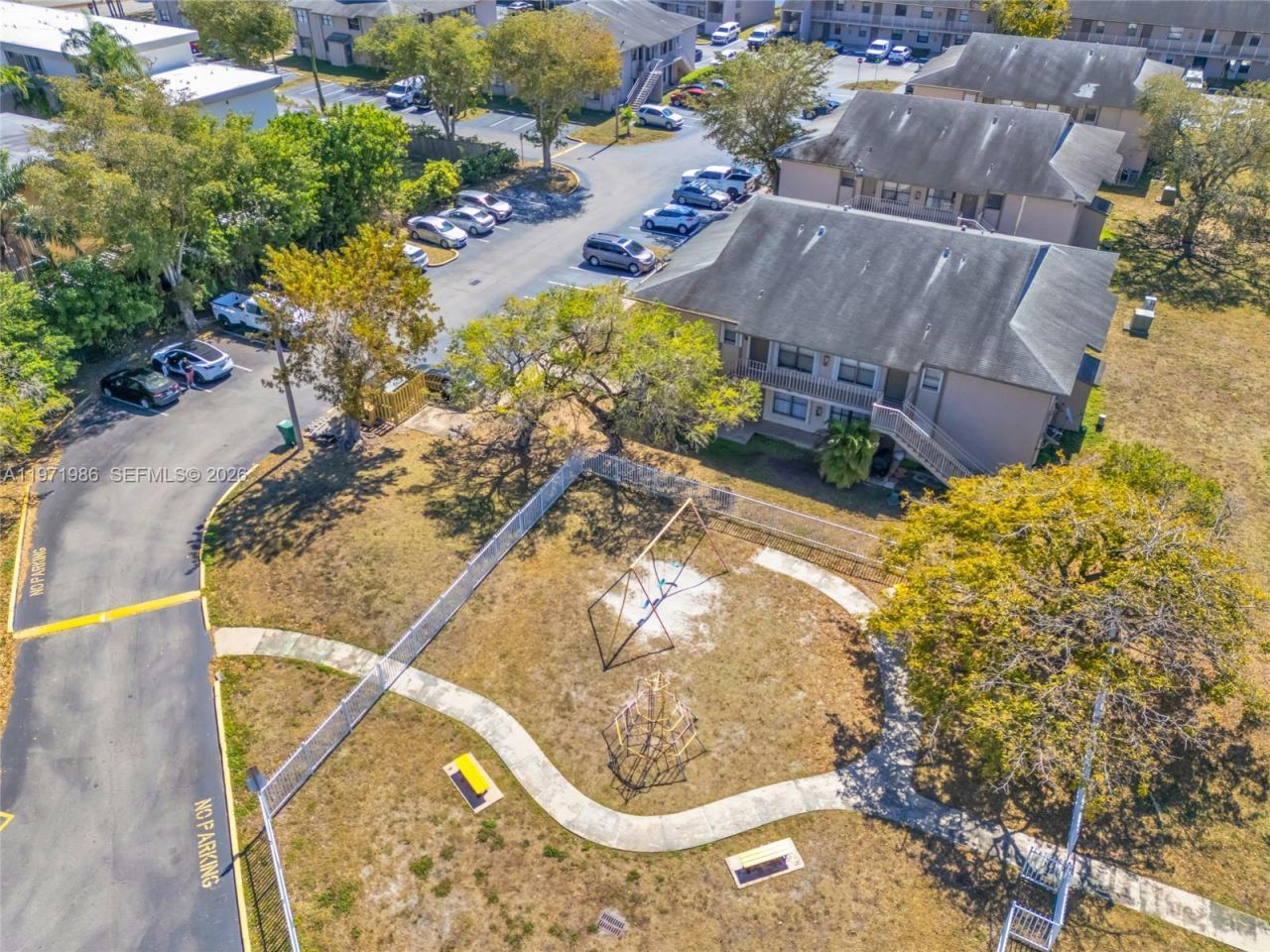 15348 SW 72nd St, Unit 23-12, Miami, FL 33193 Photo