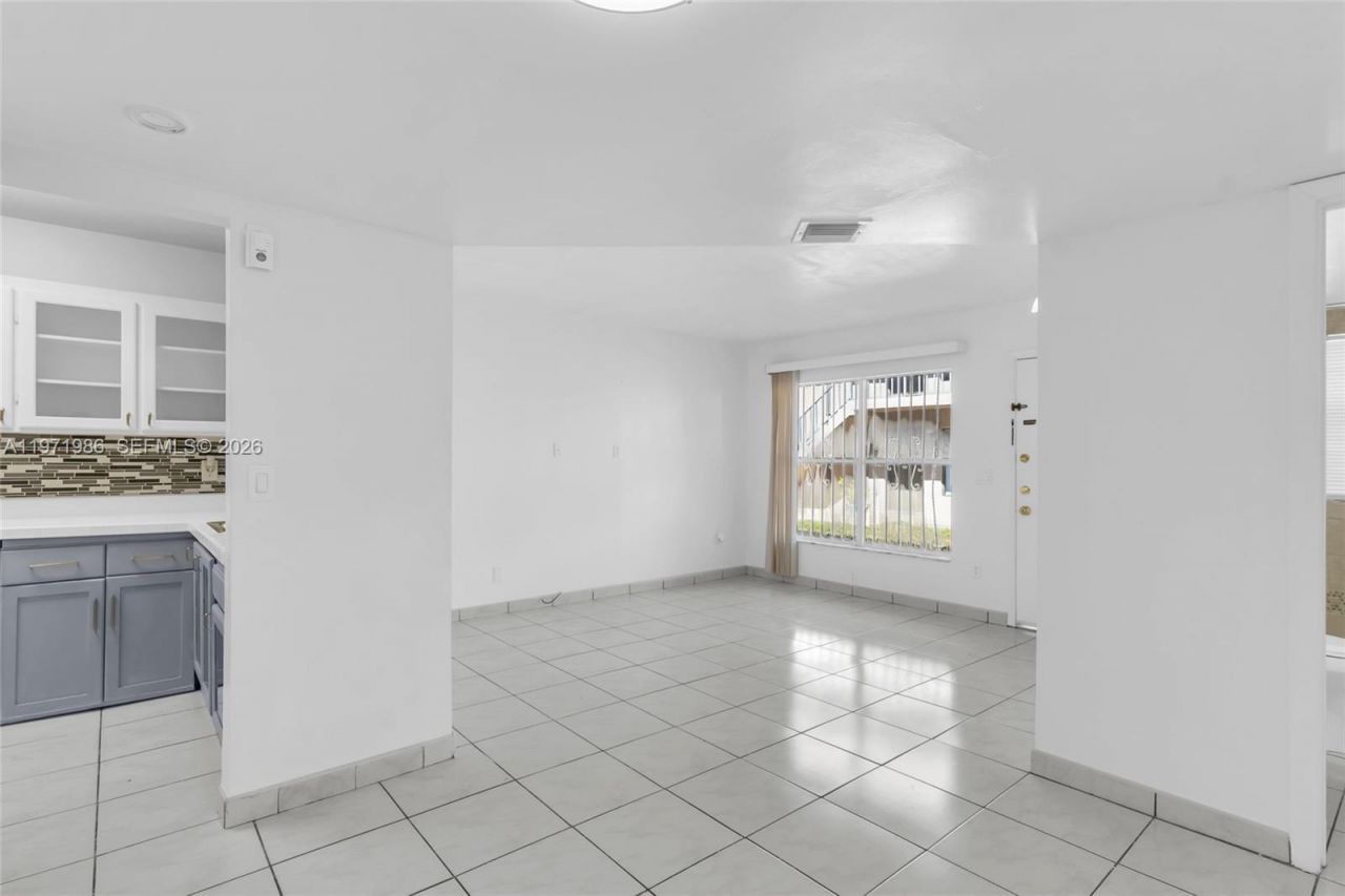 15348 SW 72nd St, Unit 23-12, Miami, FL 33193 Photo