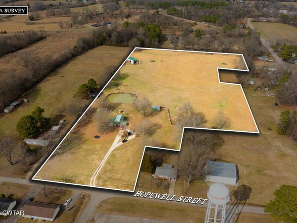 206 Hopewell Street , Gleason, TN 38229