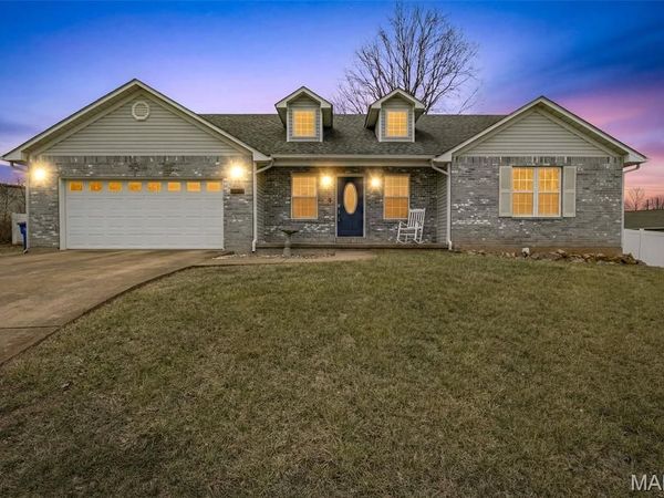 609 Meadowbrook Court, Desloge, MO 63601