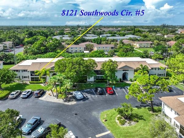 8121 S Woods CIR, Unit 5, FORT MYERS, FL 33919