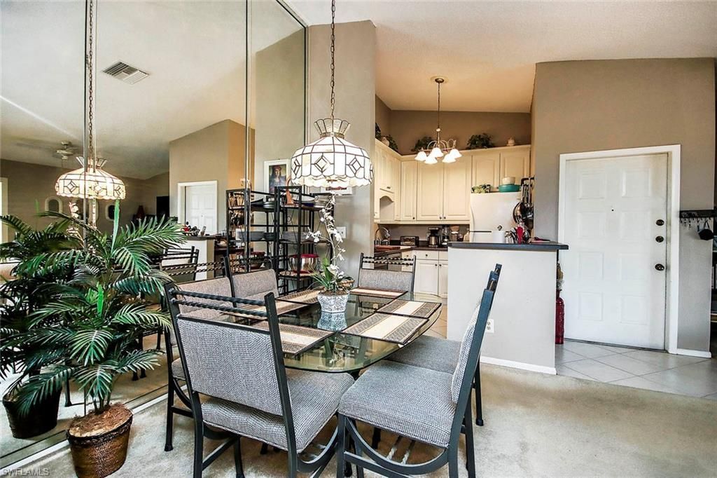 8121 S Woods Cir, Unit 5, Fort Myers, FL 33919 Photo