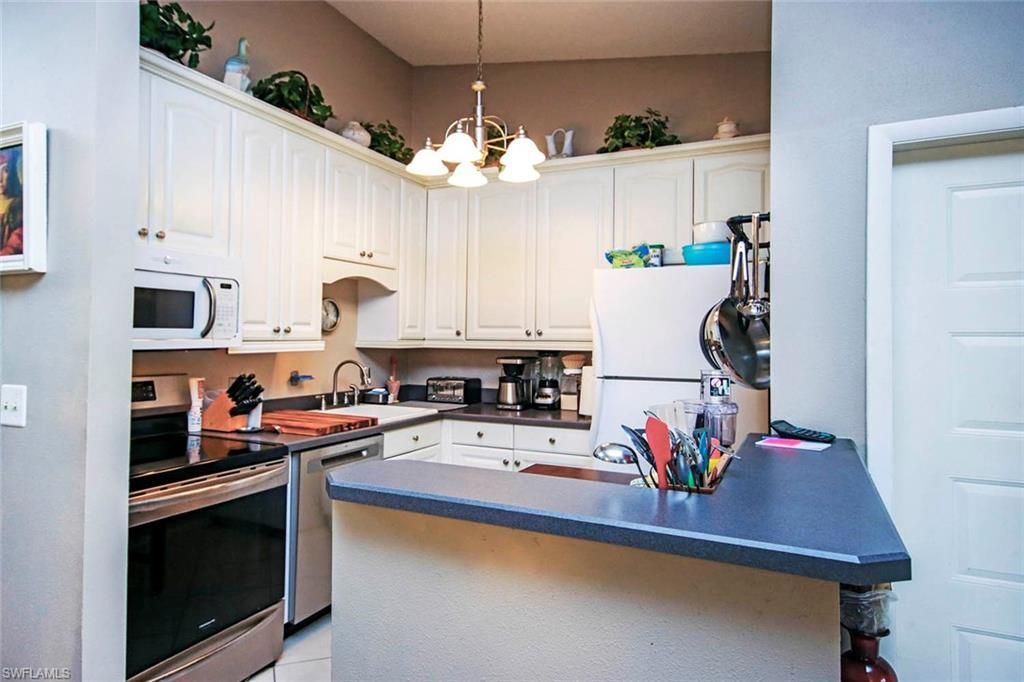 8121 S Woods Cir, Unit 5, Fort Myers, FL 33919 Photo