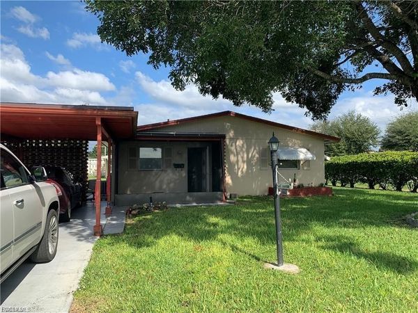 2201 Croton CT, LEHIGH ACRES, FL 33936