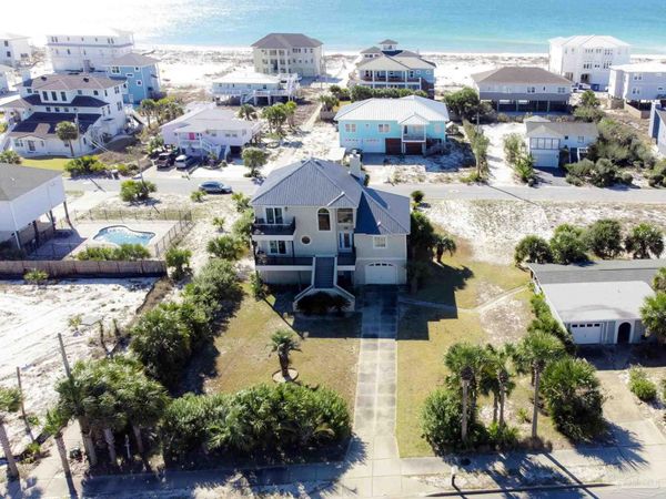 706 Via Deluna Dr, Pensacola Beach, FL 32561