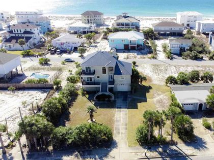 706 Via Deluna Dr Pensacola Beach, FL 32561
