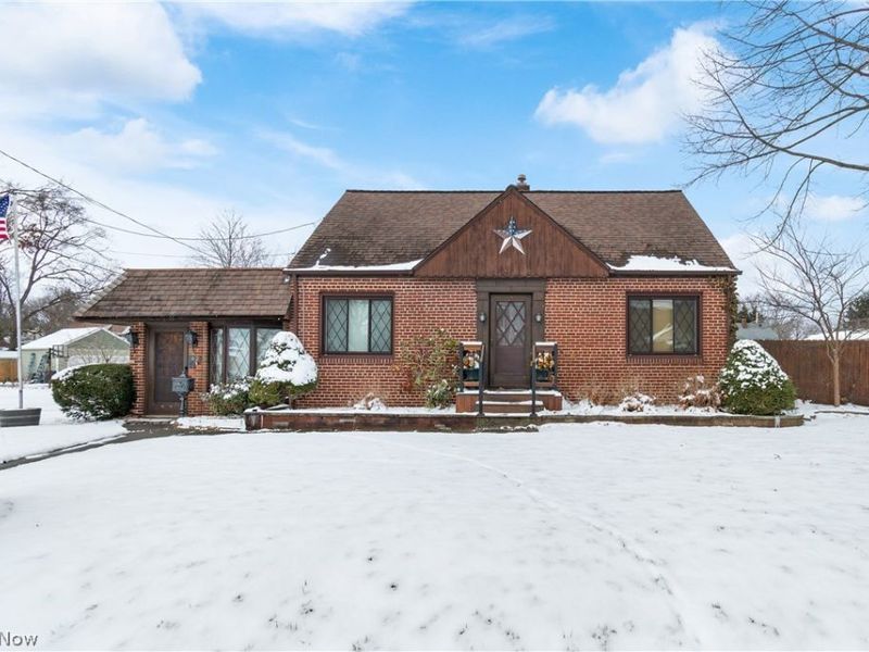 42 Woolf Avenue, Akron, OH 44312 Photo 1