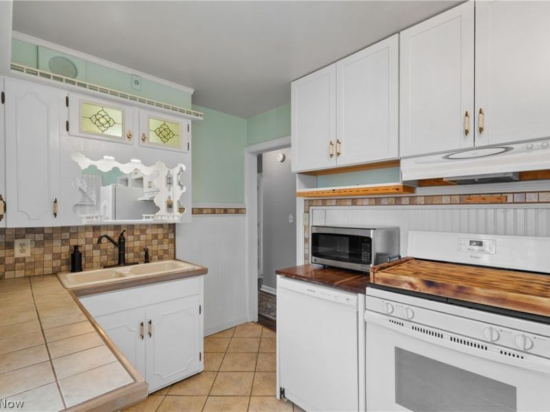 42 Woolf Avenue, Akron, OH 44312 Photo 10