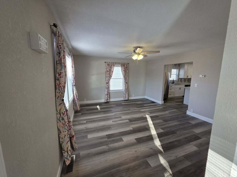 806 Oliver Street, Saint Marys, OH 45885 Photo 3