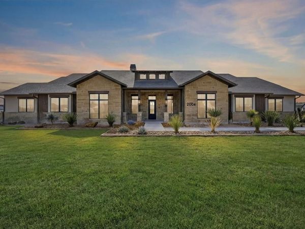 2004 Denali Pass, Aledo, TX 76008