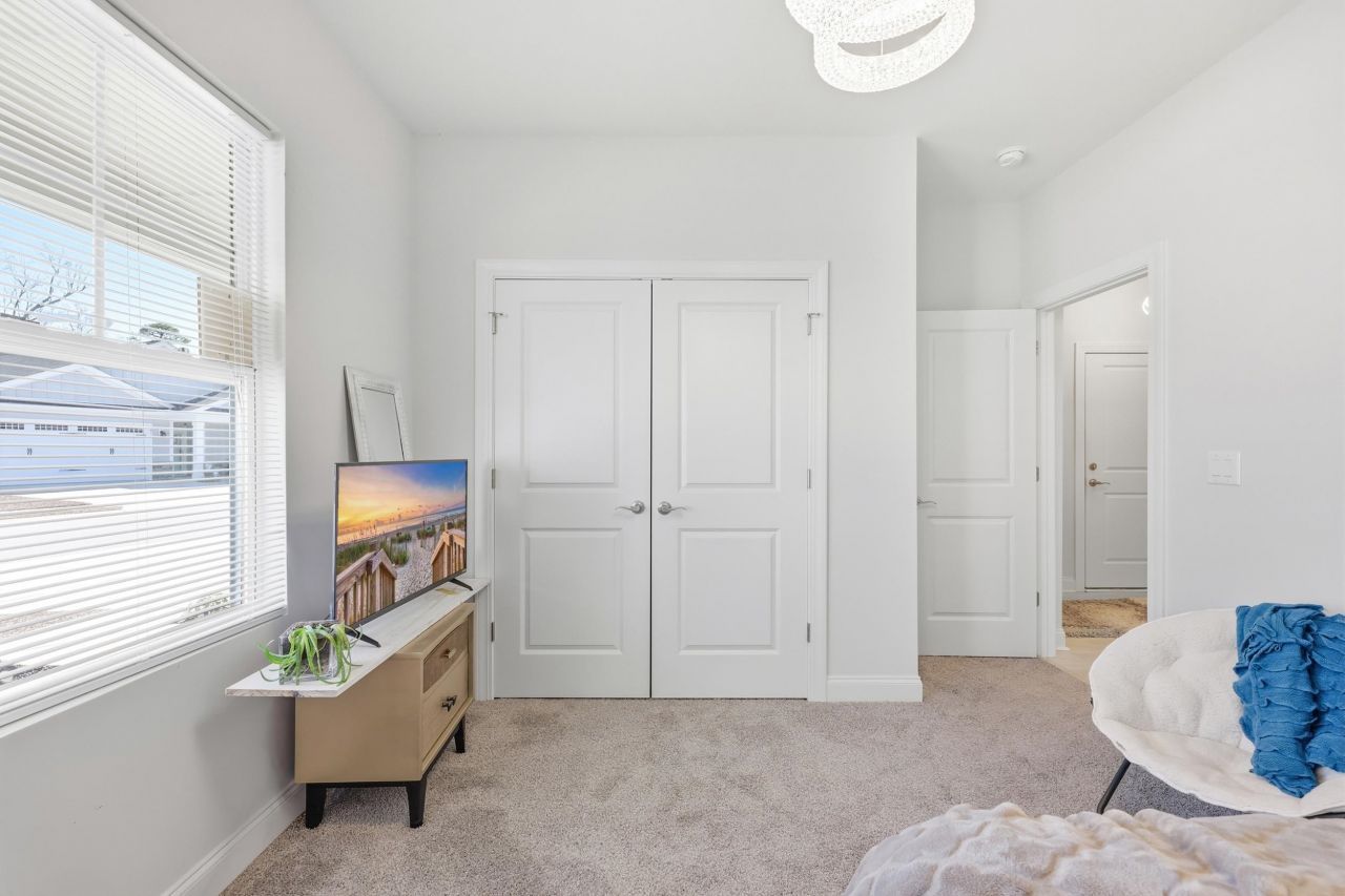 1017 Graybill Lane  Photo 12