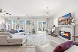 1017 Graybill Lane  photo 4