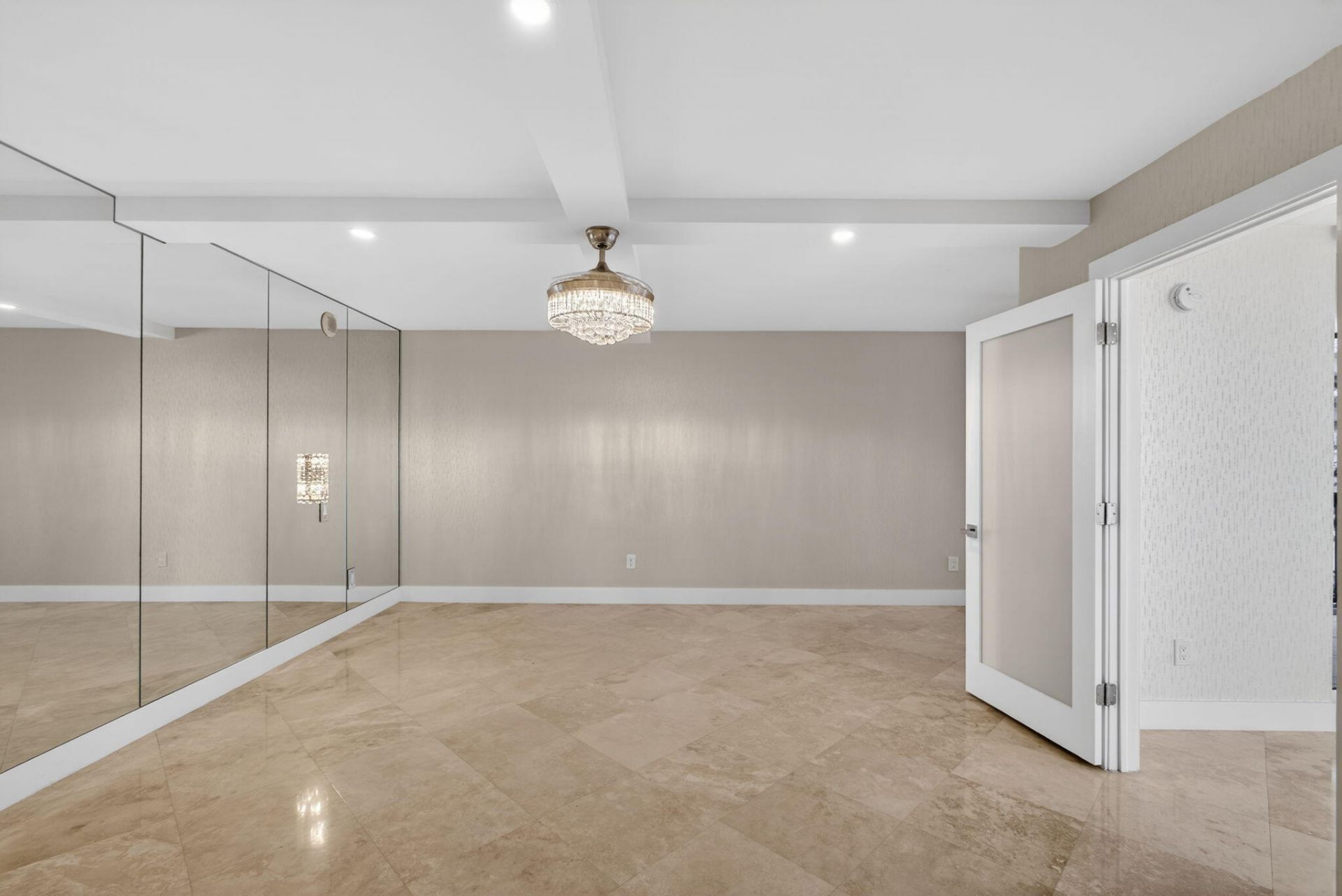 5380 N Ocean Drive, Unit 3b, Singer Island, FL 33404 Photo