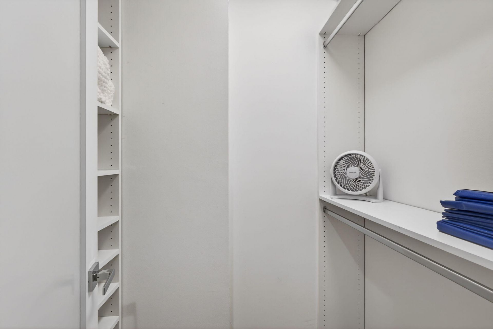 5380 N Ocean Drive, Unit 3b, Singer Island, FL 33404 Photo