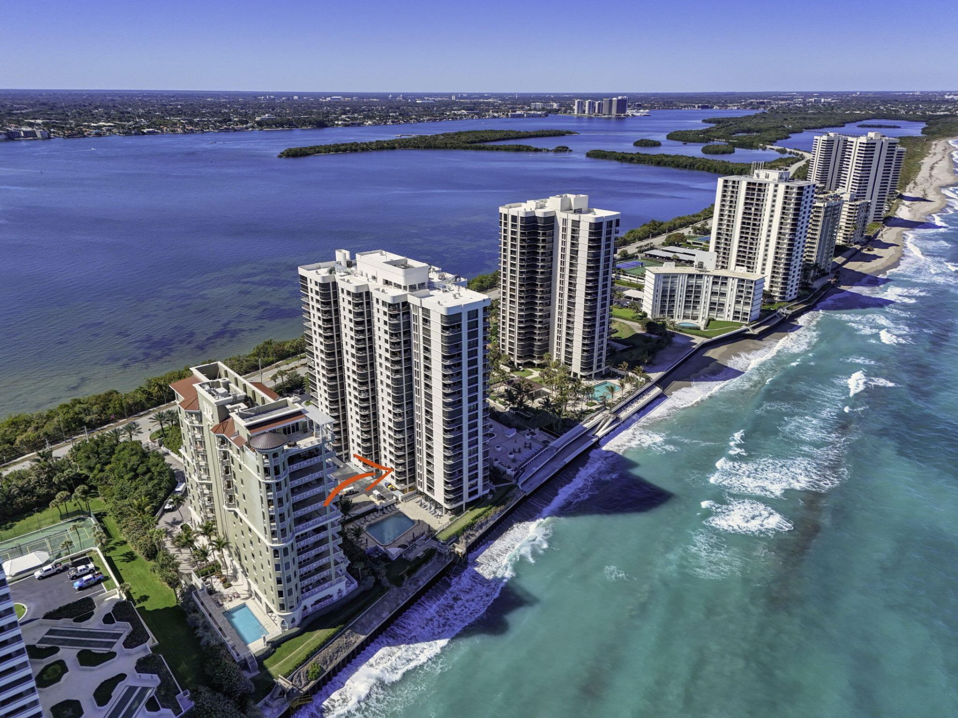 5380 N Ocean Drive, Unit 3b, Singer Island, FL 33404 Photo