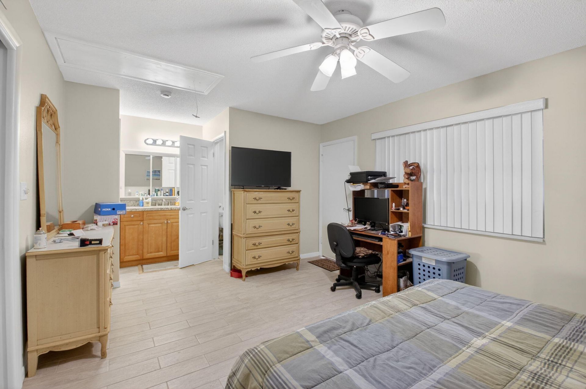 220 High Point Court E, Unit B, Delray Beach, FL 33445 Photo