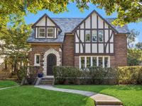 1116 N Elmwood Avenue, Oak Park, IL 60302 primary photo