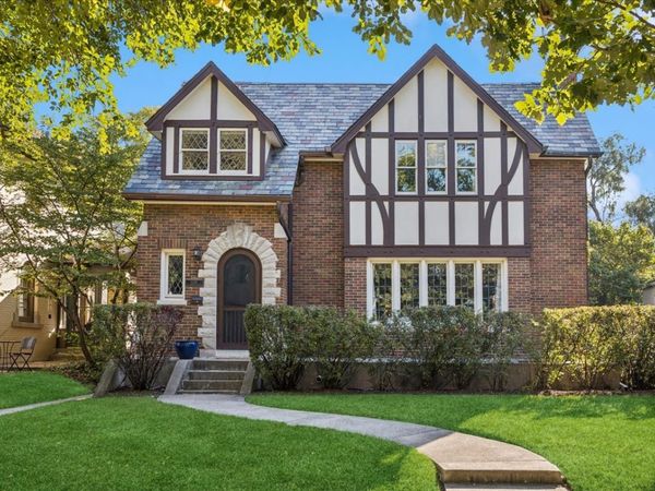 1116 N Elmwood Avenue, Oak Park, IL 60302