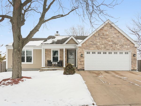 469 Pheasant Ridge Road, Lake Zurich, IL 60047