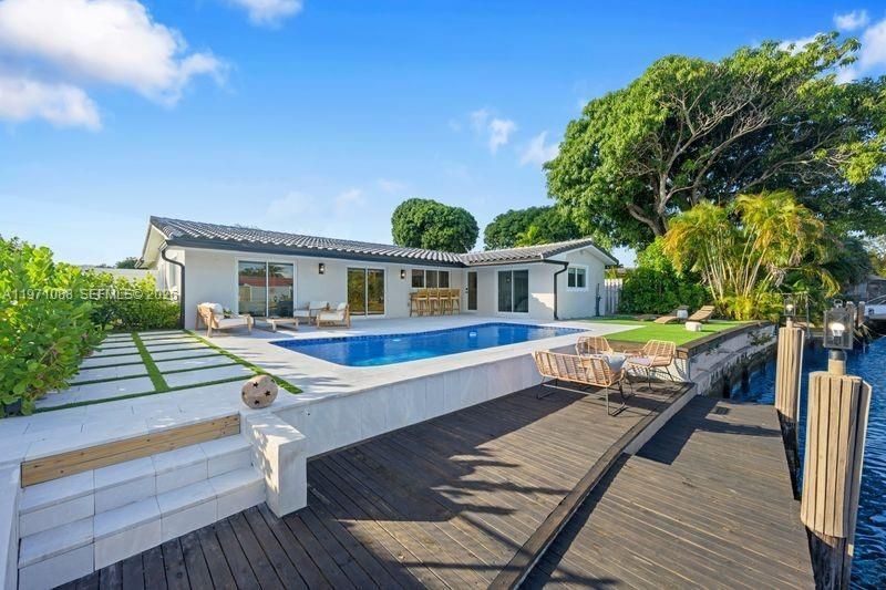 1810 SW 6th Ave , Pompano Beach, FL 33060 Photo