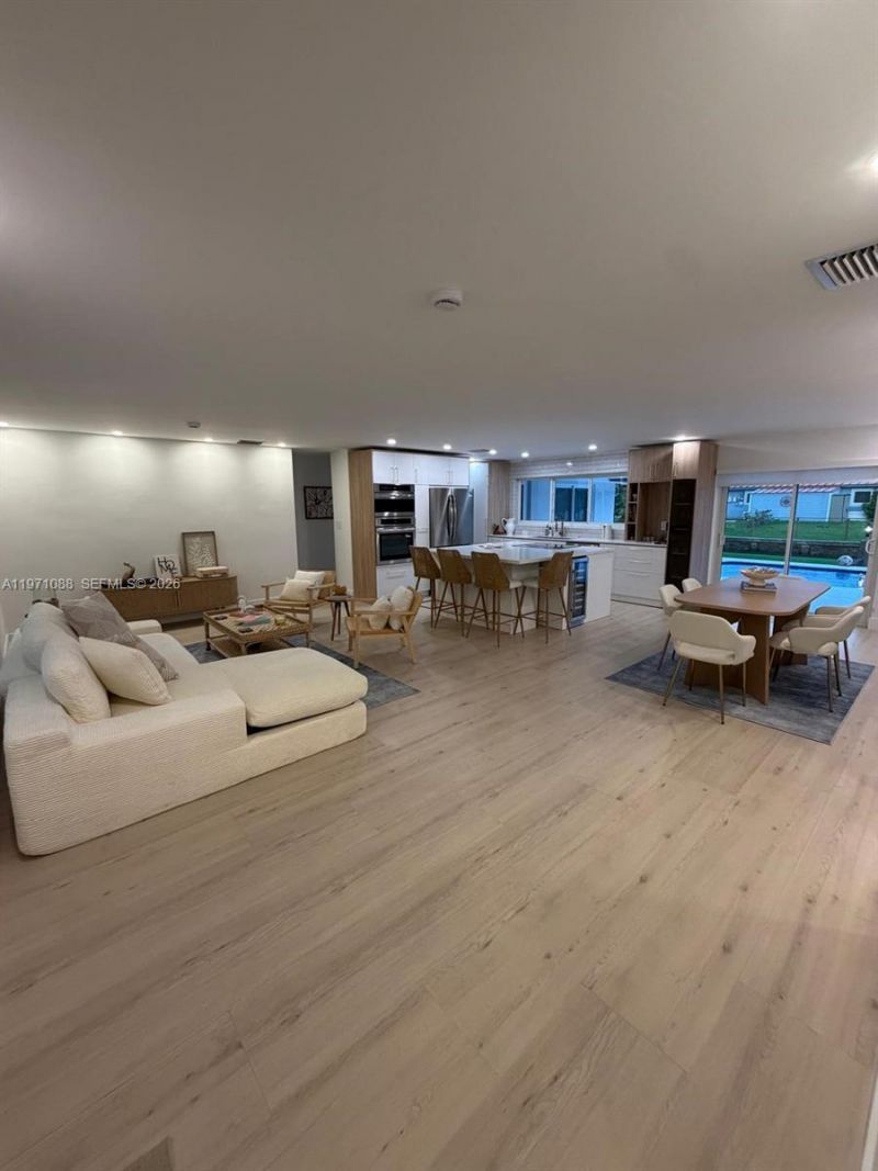 1810 SW 6th Ave, Pompano Beach, FL 33060 Photo