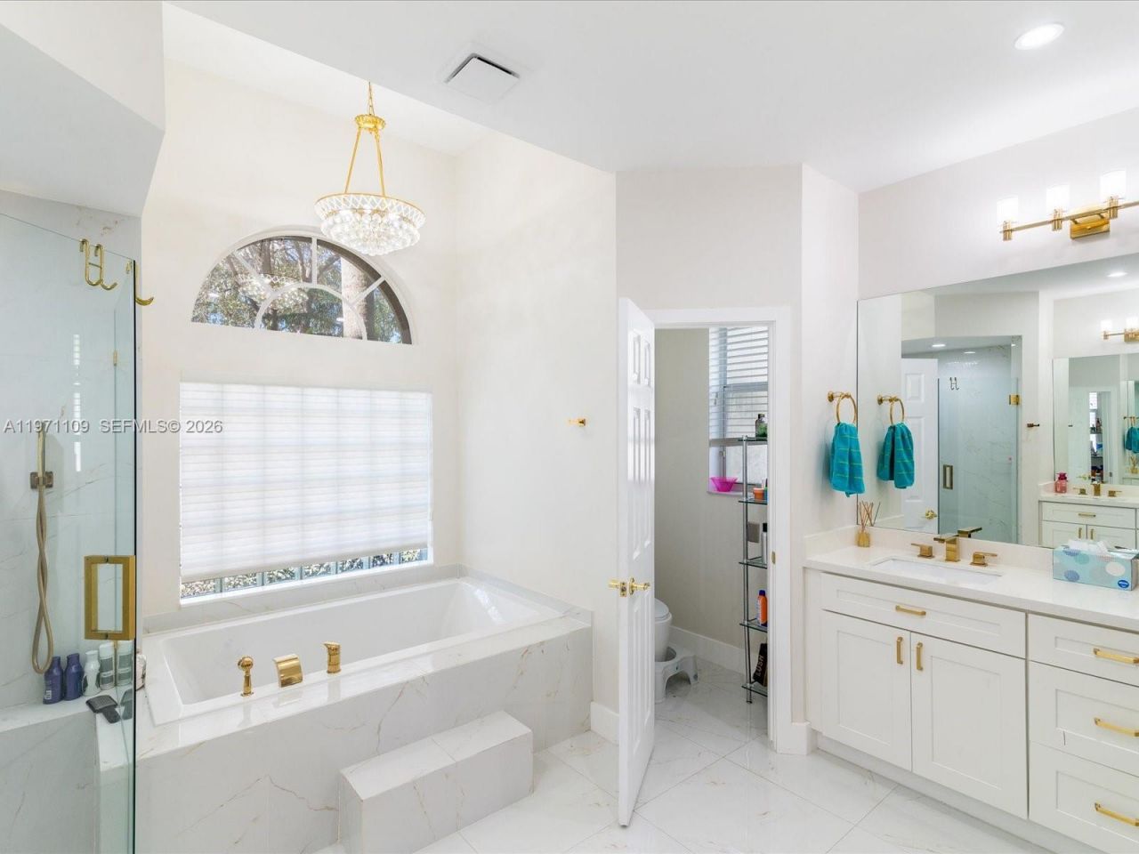 2221 NW 129th Ter, Pembroke Pines, FL 33028 Photo