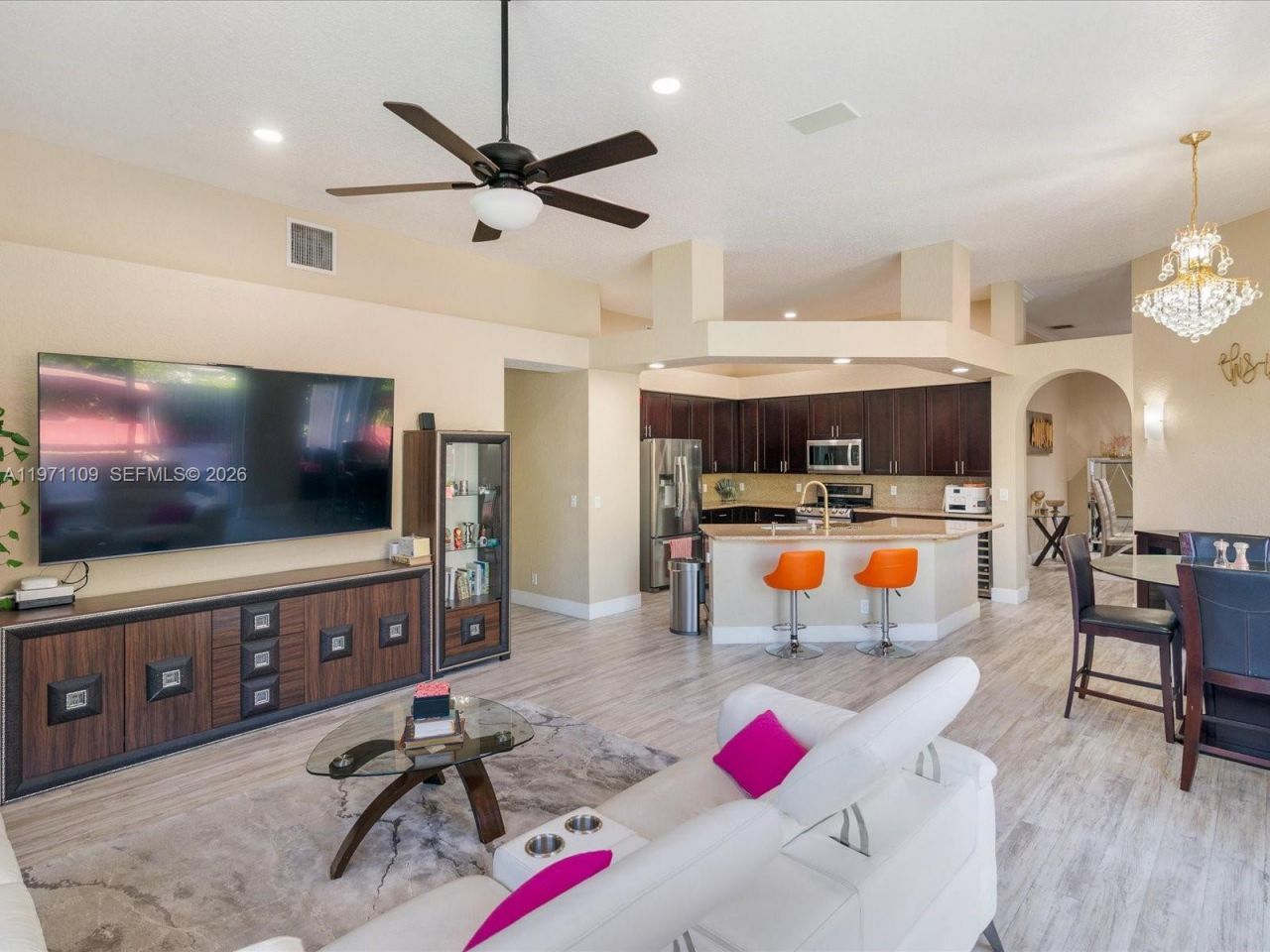 2221 NW 129th Ter, Pembroke Pines, FL 33028 Photo