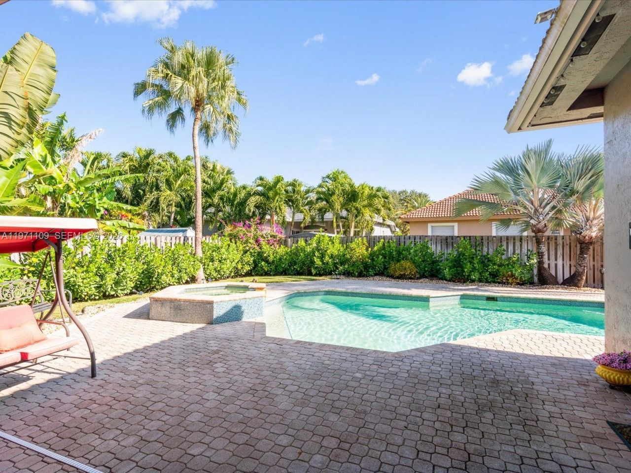 2221 NW 129th Ter, Pembroke Pines, FL 33028 Photo