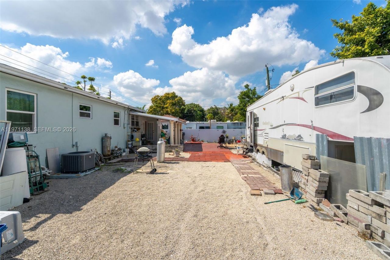 801 Opa Locka Blvd, Miami, FL 33168 Photo