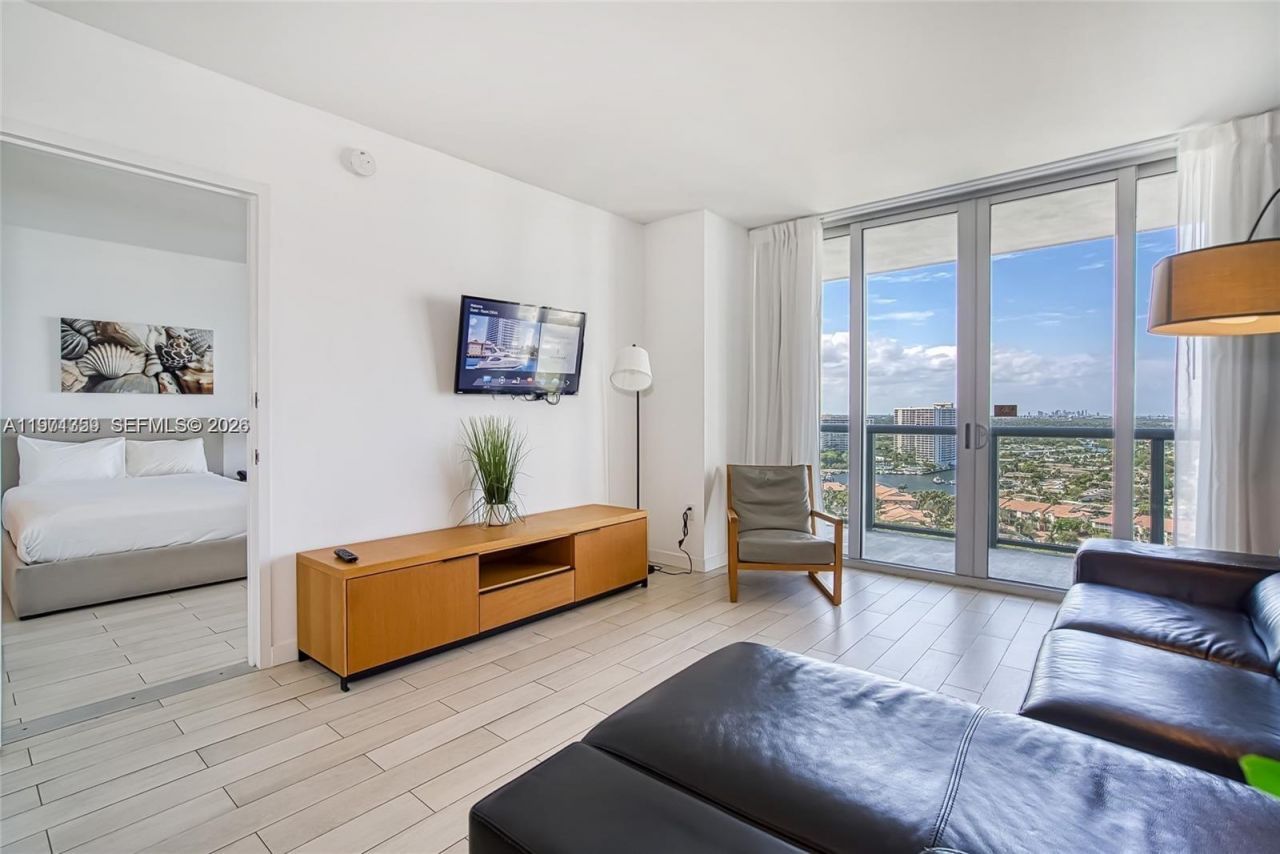 2602 E Hallandale Beach Blvd, Unit R2304, Hallandale Beach, FL 33009 Photo