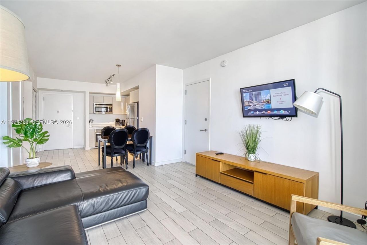 2602 E Hallandale Beach Blvd, Unit R2304, Hallandale Beach, FL 33009 Photo