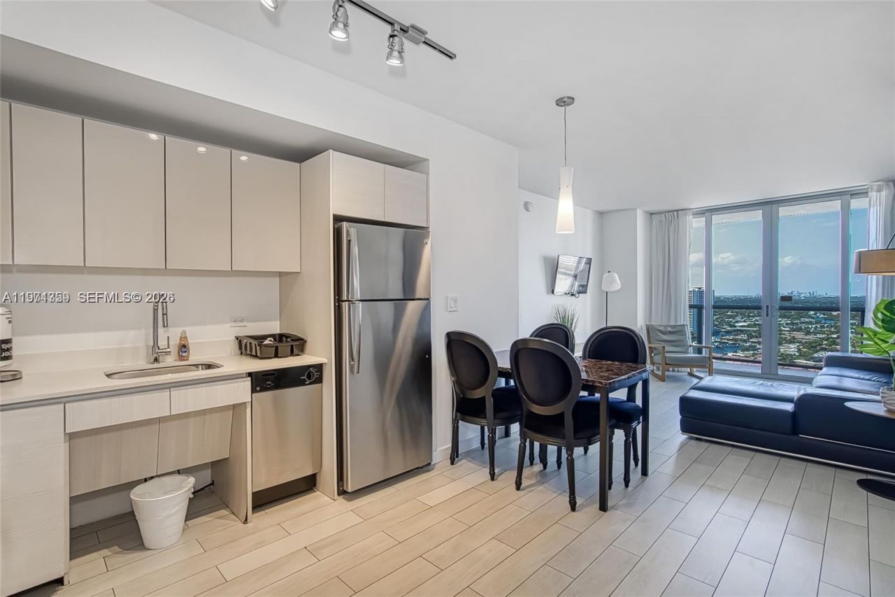 2602 E Hallandale Beach Blvd, Unit R2304, Hallandale Beach, FL 33009 Photo