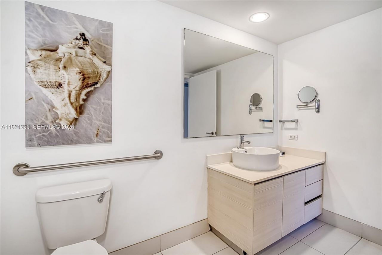 2602 E Hallandale Beach Blvd, Unit R2304, Hallandale Beach, FL 33009 Photo