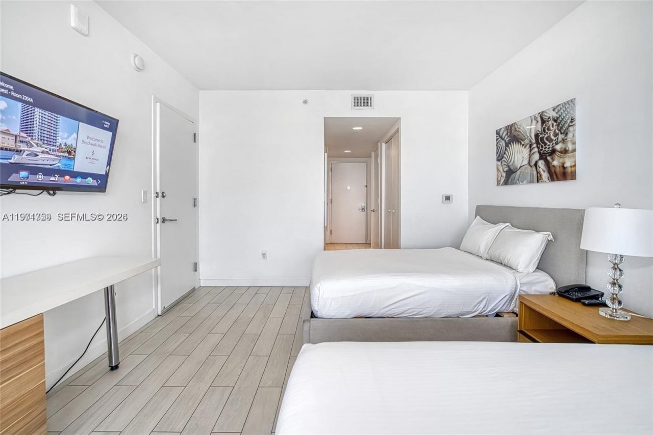 2602 E Hallandale Beach Blvd, Unit R2304, Hallandale Beach, FL 33009 Photo