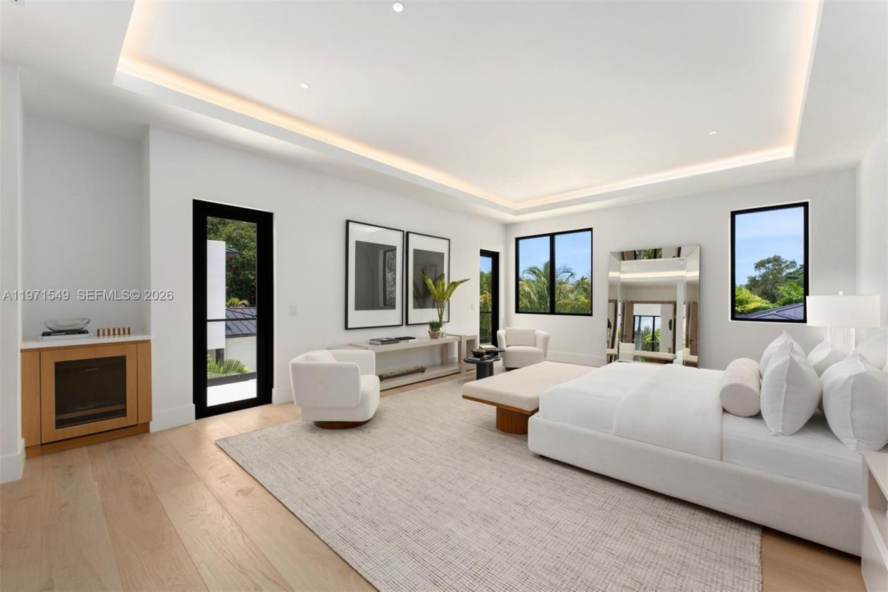 6730 SW 115th St, Pinecrest, FL 33156 Photo