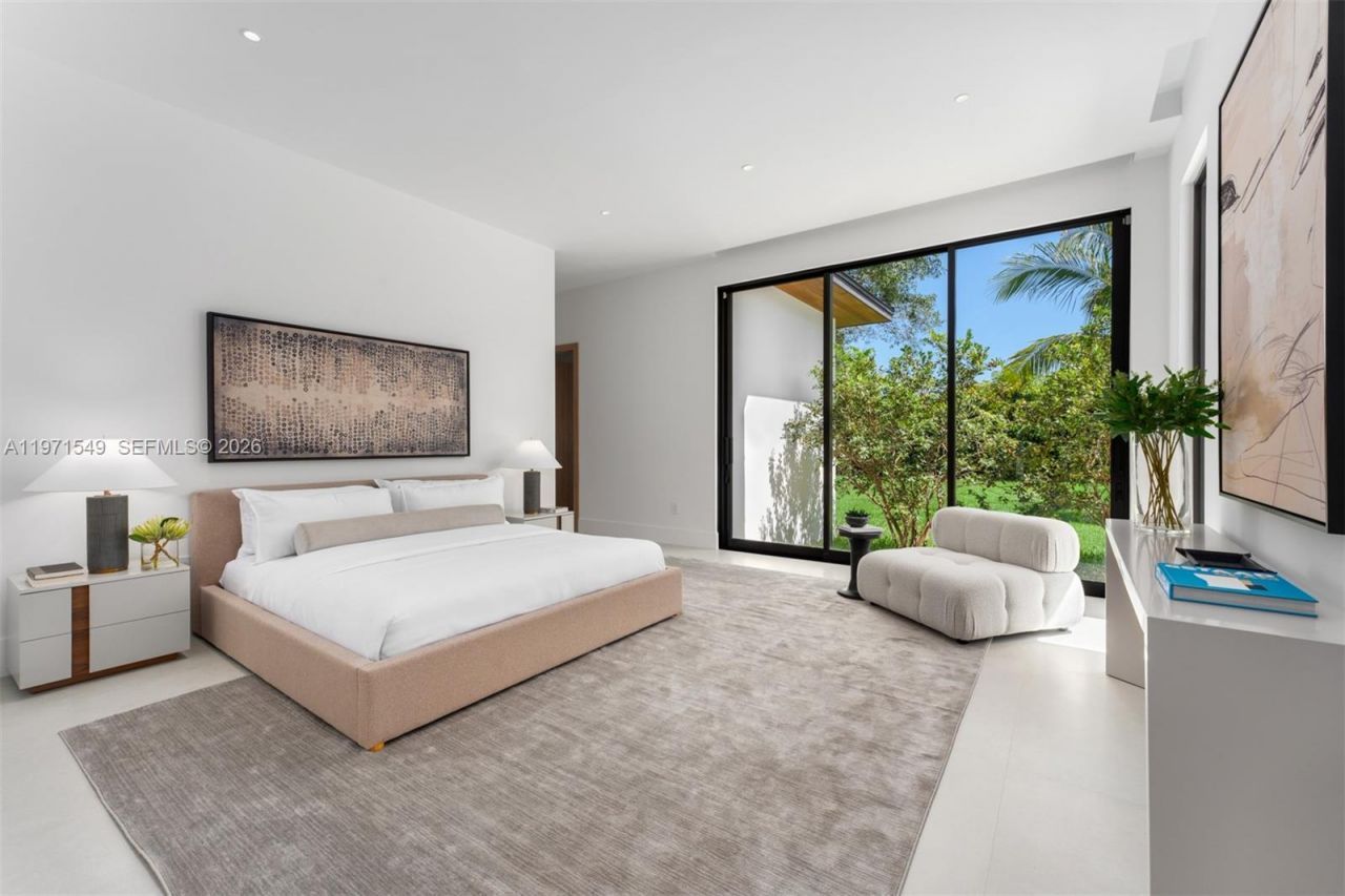 6730 SW 115th St, Pinecrest, FL 33156 Photo