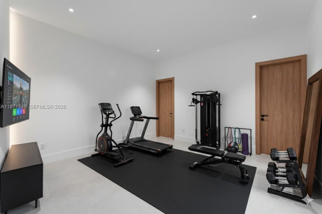 6730 SW 115th St, Pinecrest, FL 33156 Photo