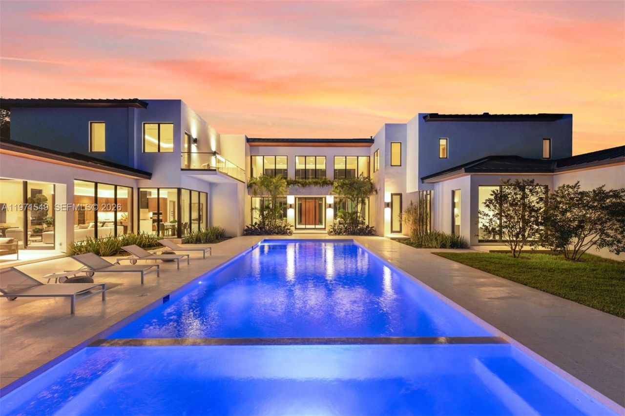 6730 SW 115th St, Pinecrest, FL 33156 Photo