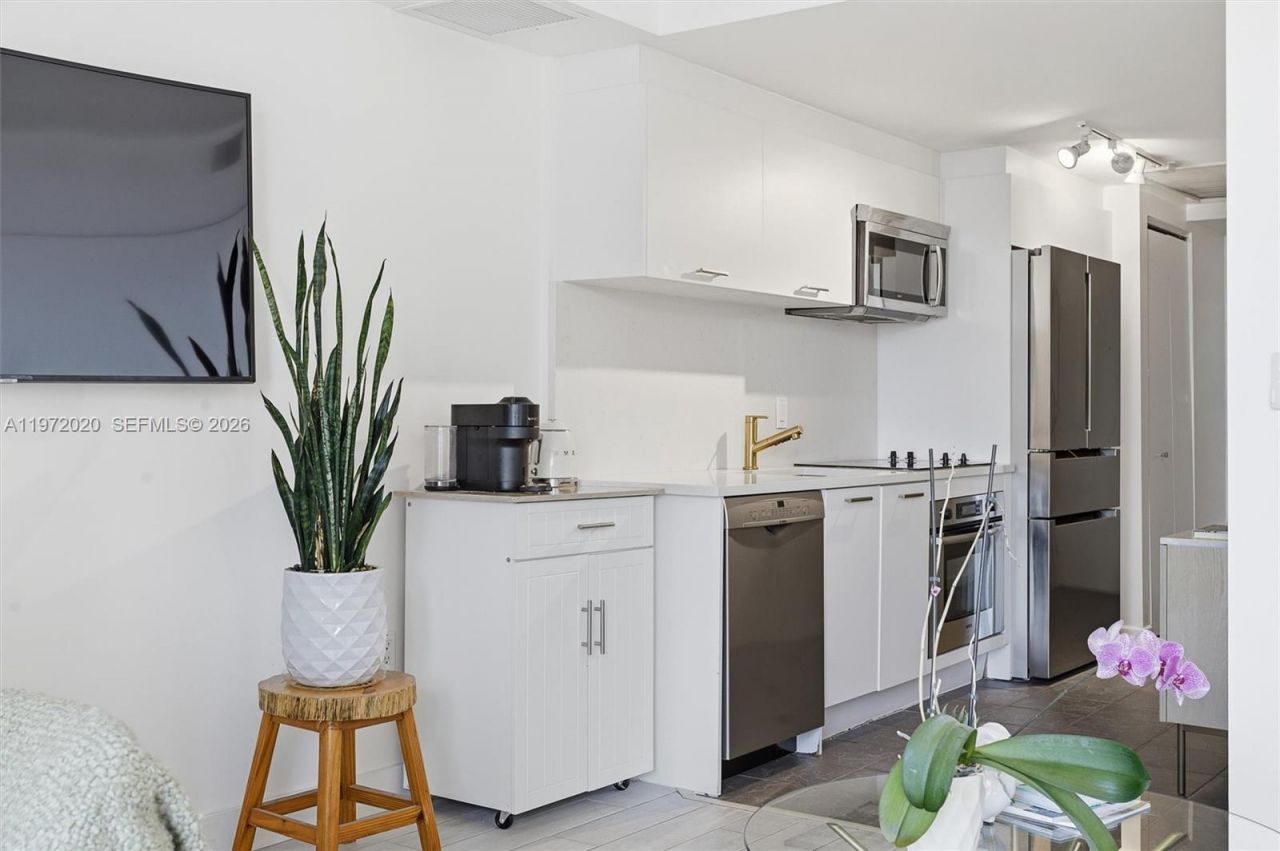 50 Biscayne Blvd, Unit 1909, Miami, FL 33132 Photo