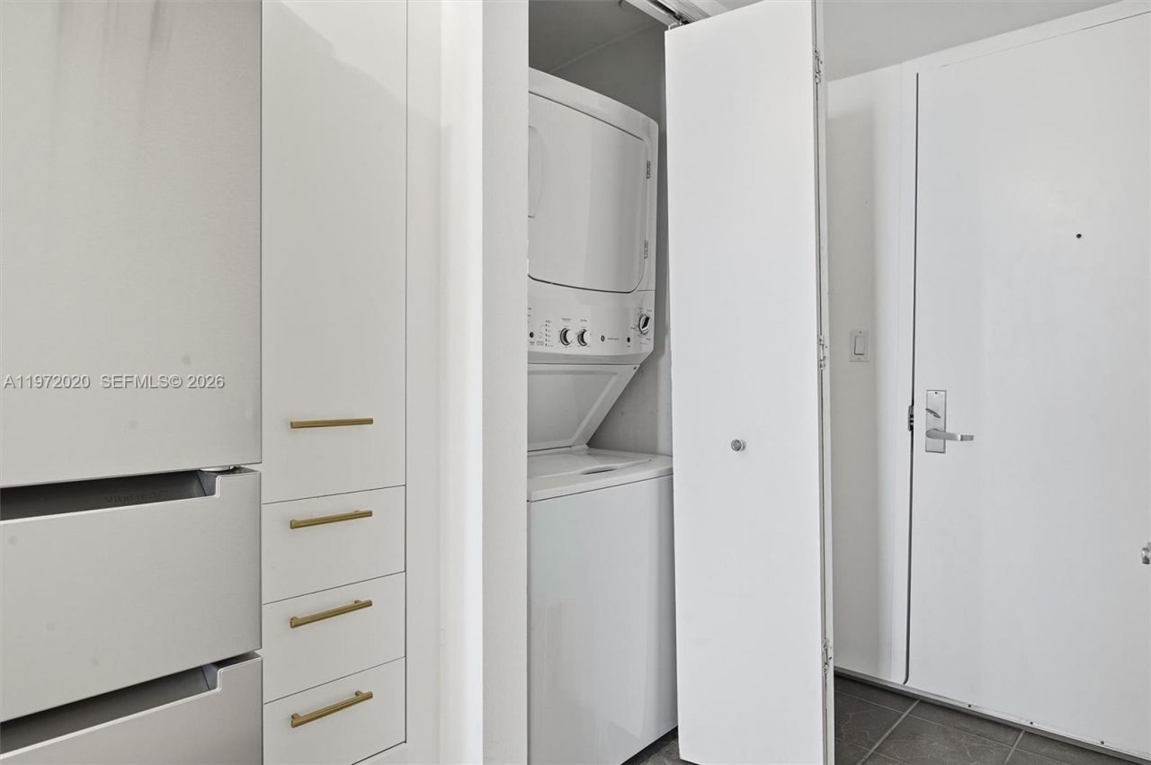 50 Biscayne Blvd, Unit 1909, Miami, FL 33132 Photo