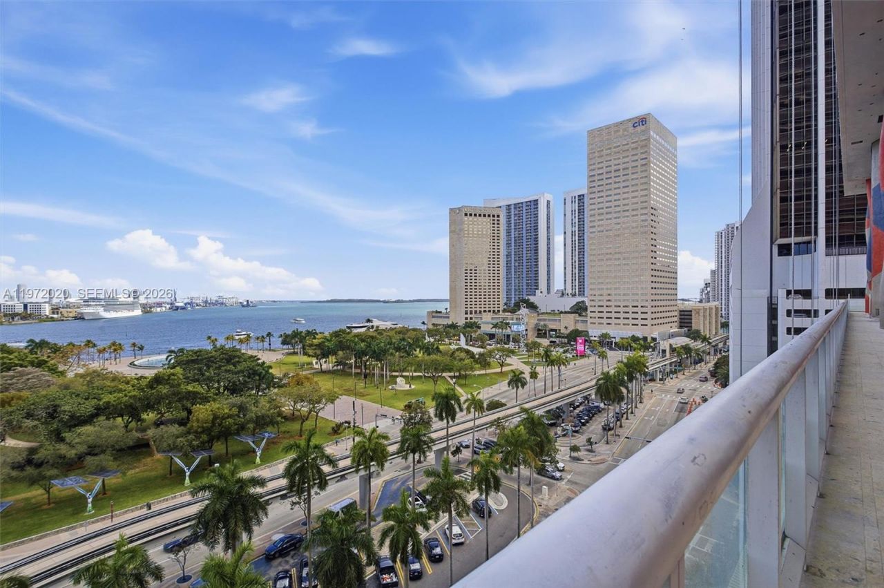 50 Biscayne Blvd, Unit 1909, Miami, FL 33132 Photo