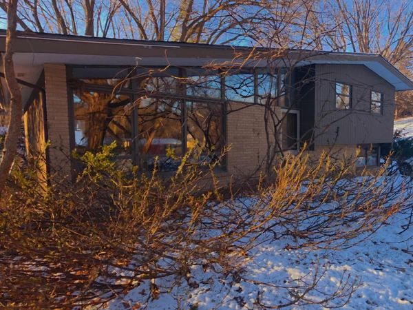 15840 Woodgate Road N, Minnetonka, MN 55345